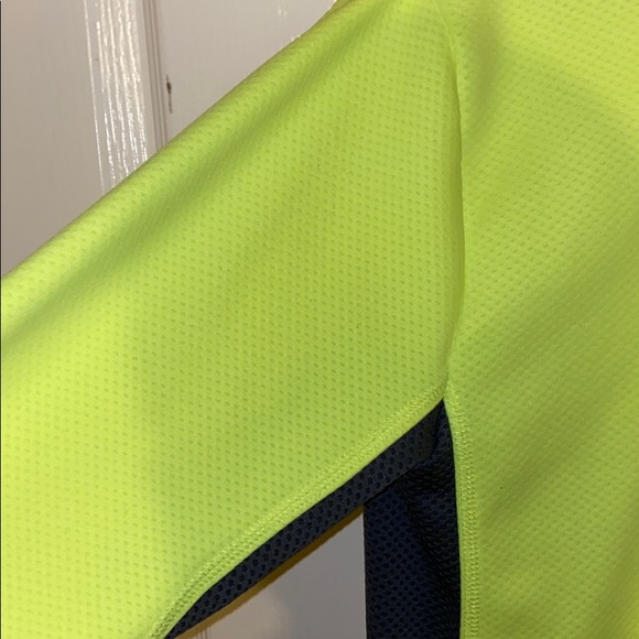 Nike dri-fit active athletic polyester zip jacket - Picture 6 of 10